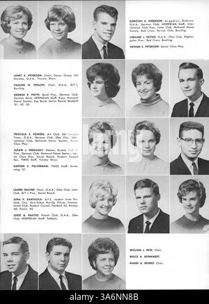 L'édition 1963 de l'annuaire Hesperian de West High School présente les faits saillants de l'année scolaire 1962-1963, y compris les sports, les clubs, la vie étudiante, et un accent sur l'histoire afro-américaine et son impact. Banque D'Images