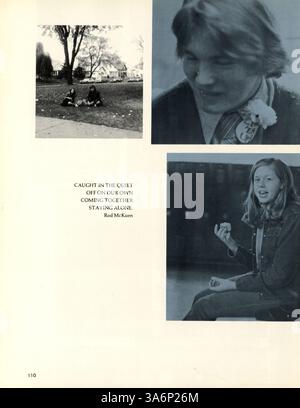 Cet annuaire 1972 de Patrick Henry High School documente les moments clés de l'année scolaire 1971-1972, y compris l'athlétisme, les clubs, les étudiants, les professeurs, et l'histoire afro-américaine. Banque D'Images