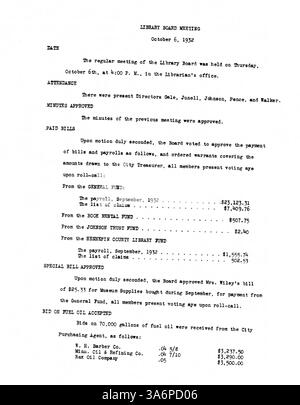 Les procès-verbaux du conseil d'administration de la bibliothèque publique de Minneapolis de 1932 documentent les décisions sur la programmation de la bibliothèque, la gestion du budget et les efforts de sensibilisation pour servir la communauté pendant la Grande dépression. Banque D'Images