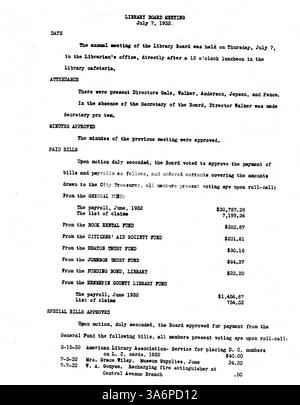 Les minutes du conseil d'administration de la bibliothèque publique de Minneapolis de 1932 documentent les décisions administratives de la bibliothèque, les questions de financement et les stratégies de service public pendant la Grande dépression. Banque D'Images