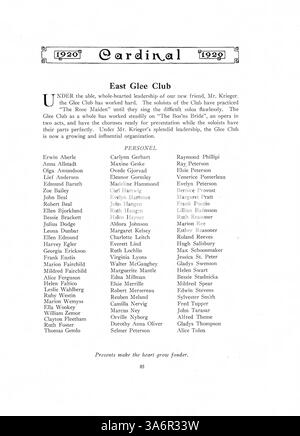 Ce Cardinal Yearbook 1920 de l’East High School recense les faits saillants de l’année scolaire 1919-1920, mettant en vedette les réalisations des élèves et des enseignants, les événements sportifs et les activités parascolaires. Banque D'Images