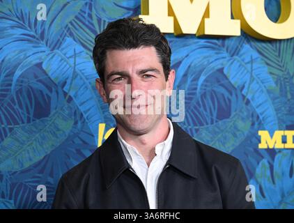 Los Angeles, États-Unis. 25 mars 2025. Max Greenfield arrive à la première de « Mid-Century Modern » au Directors Guild Theatre le 25 mars 2025 à Los Angeles, CA. © Lisa OConnor/AFF-USA.com crédit : AFF/Alamy Live News Banque D'Images