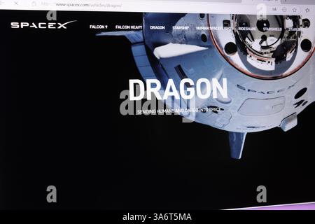 Aperçu de la page d'accueil de la capsule SpaceX dragon avec les faits saillants des engins spatiaux et des missions. Banque D'Images