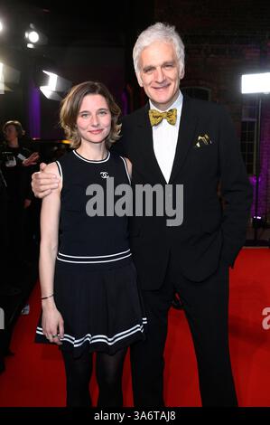 Svenja Jung und Walter Sittler BEI der Verleihung des 23. Deutschen Hörfilmpreises 2025 im Colosseum Filmtheater. Berlin, 25.03.2025 *** Svenja Jung et Walter Sittler lors de la remise du 23 German Hearing film Award 2025 au Colosseum Filmtheater Berlin, 25 03 2025 Foto :Xn.xKubelkax/xFuturexImagex hoerfilmpeis 5418 Banque D'Images