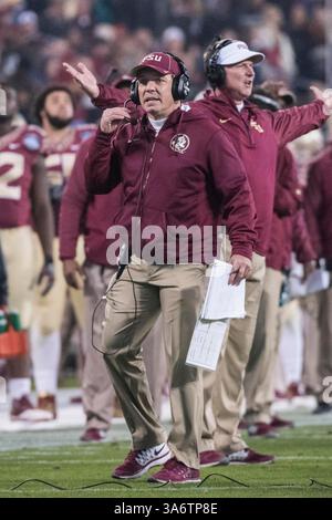 06 décembre 2014 Charlotte, NC. Jimbo Fisher, entraîneur-chef de la FSU, lors du match de football du championnat ACC entre les vestes jaunes Georgia Tech et les Seminoles de la Florida State University au Bank of America Stadium le 6 décembre 2014 à Charlotte, Caroline du Nord..la FSU bat Georgia Tech 37-35.Jacob Kupferman/CSM(image crédit : © Jacob Kupferman/Cal Sport Media/ZUMAPRESS.com) Banque D'Images