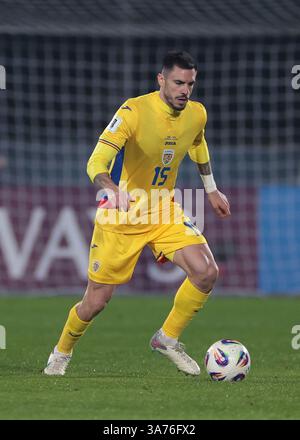 Serravalle, Italie. 24 mars 2025. Andrei Burca de Roumanie lors du match de qualification pour le Championnat d'Europe de l'UEFA au stade de San Marino, Serravalle. Le crédit photo devrait se lire : Jonathan Moscrop/Sportimage crédit : Sportimage Ltd/Alamy Live News Banque D'Images
