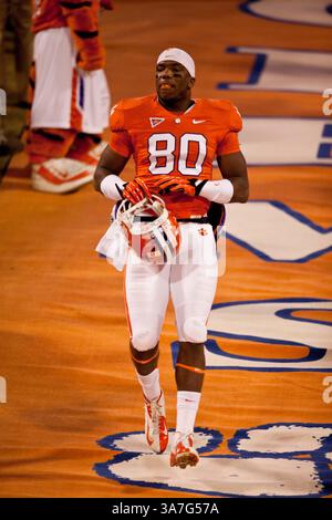 24 novembre 2012 - Clemson, Caroline du Sud, États-Unis d'Amérique - 24 novembre 2012 : Clemson Tight End Brandon Ford (80) descend la colline lors du match Caroline du Sud vs Clemson au Memorial Stadium de Clemson, SC. La Caroline du Sud a battu Clemson 27-17.(image crédit : © Jake Drake/Cal Sport Media/ZUMAPRESS.com) Banque D'Images