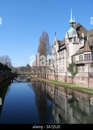 Le Lycée international des Pontonniers à Strasbourg Alsace France Banque D'Images