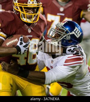 Dec. 03, 2012 - Landover, Maryland, États-Unis - Washington Redskins Running Back ALFRED MORRIS (46) court pour 124 yards le lundi soir Football à FedEx Field. (Crédit image : © Tom Rothenberg/ZUMAPRESS.com) Banque D'Images