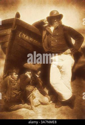 Un groupe d'individus se rassemblent près d'un bateau, avec un homme posé avec confiance devant tandis que deux autres sont assis à proximité, perdus dans leurs pensées. La scène évoque un sentiment de camaraderie et les luttes de la vie au bord de la mer., Art classique avec une touche moderne réinventé par Artotop, James Linton et Three Boys, Newhaven, 1843/47, imprimé vers 1916, David Octavius Hill (écossais, 1802–1870) et Robert Adamson (écossais, 1821–1848), écossais, empreinte carbone Banque D'Images