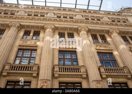 Budapest, Hongrie - 18 juin 2023 : bâtiment historique dans le centre-ville Banque D'Images