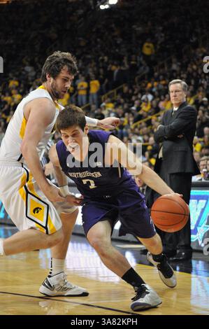 9 février 2013 - Iowa City, IA, États-Unis - 9 février 2013 : Dave Sobelewski (3) de Northwestern vu lors du match de basket-ball Big 10 entre Northwestern et l'Université de l'Iowa au Carver Hawkeye Arena à Iowa City. Iowa Won, 71-57.(image crédit : © Keith Gillett/Cal Sport Media/ZUMAPRESS.com) Banque D'Images