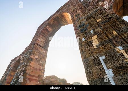Complexe Qutb Minar, UNESCO, Delhi, Inde Banque D'Images