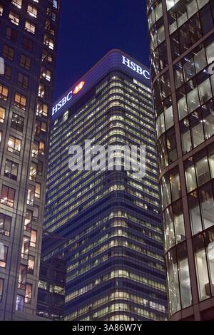 Canary Wharf la nuit, Docklands, Londres, Angleterre, Royaume-Uni Banque D'Images