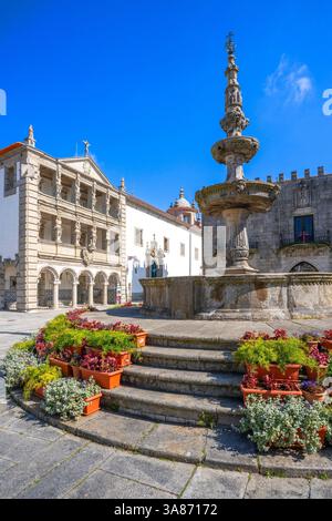 Praca da Republica (place de la République), Viana do Castelo, Minho-Lima, Portugal Banque D'Images