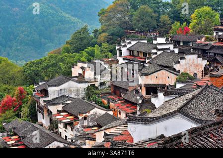 Huangling, ancien village datant de la dynastie Ming, comté de Wuyuan, ville de Shangrao, province du Jiangxi, Chine Banque D'Images
