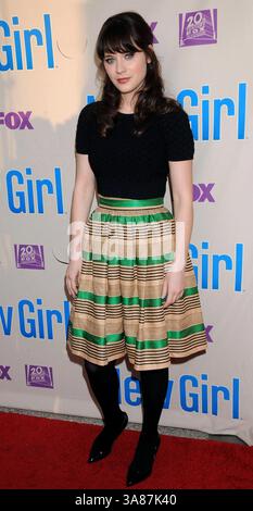 1er mai 2013 - Londres, Angleterre - ventes aux États-Unis seulement....avril 30 2013, LA....Zooey Deschanel au New Girl Q&A qui s'est tenu au théâtre Leonard H Goldenson de la Television Academy le 30 2013 avril à Hollywood, Los Angeles (crédit image : © Famous/Ace Pictures/ZUMAPRESS.com) Banque D'Images