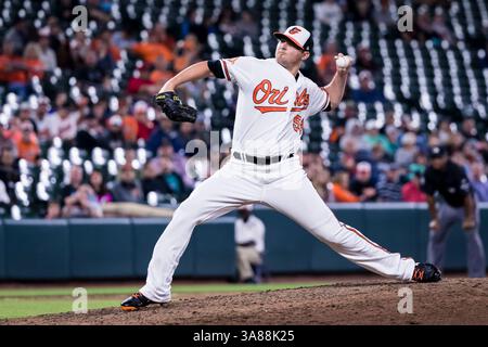 28 août 2017 : le lanceur de secours des Orioles de Baltimore, Zach Britton (53), lance un match MLB entre les Mariners de Seattle et les Orioles de Baltimore à Oriole Park à Camden Yards à Baltimore, Maryland. Scott Taetsch/CSM(image de crédit : &copy ; Scott Taetsch/CSM via ZUMA Wire) Banque D'Images