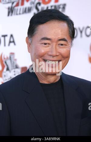 13 août 2006 - Studio City, Californie, États-Unis - 13 août 2006 - Studio City, Californie - George Takei. ''Comedy Central's Roast of William Shatner'' - arrivées au CBS Studio Center. Crédit photo : Zach Lipp/AdMedia Banque D'Images