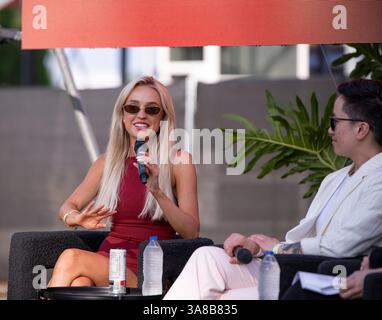 Miami Gardens, Floride 24 mars 2025. Panel d'autonomisation à l'Open de Miami qui comprenait Martina Navratilova et Morgan Riddle. @ Veronica Bruno / Alamy Banque D'Images