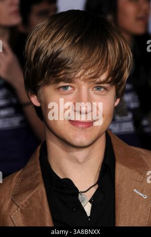 24 février 2009 - Hollywood, CA, États-Unis - 24 février 2009 - Hollywood, CA - Jason Earles. « Jonas Brothers : The 3D concert Experience » première de Los Angeles au El Capitan Theatre. Crédit photo : Byron Purvis/AdMedia (crédit image : © Byron Purvis/AdMedia via ZUMA Wire) Banque D'Images