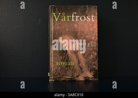 Hässleholm, Skåne, Suède. Mars 27 2025. Vårfrost par Anna EHN. Banque D'Images