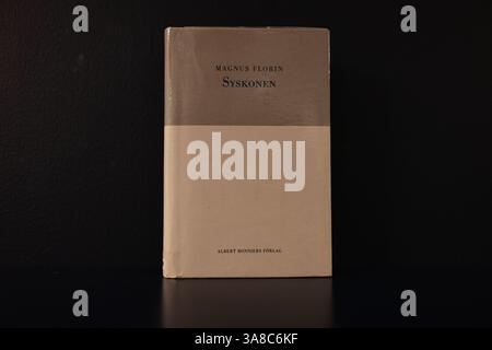 Hässleholm, Skåne, Suède. Mars 27 2025. Syskonen de Magnus Florin. Banque D'Images