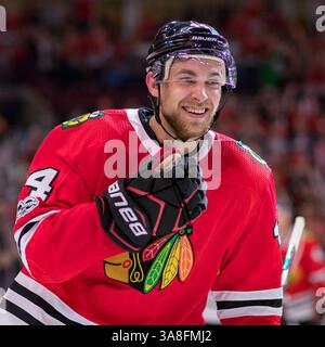 07 octobre 2017 : Chicago, Illinois, États-Unis - Blackhawk #44 Jan Rutta célèbre son premier but dans la LNH lors du match de la Ligue nationale de hockey entre les Blackhawks de Chicago et les Blue Jackets de Columbus au United Center à Chicago, il. Photographe : Mike Wulf(image de crédit : &copy ; Mike Wulf/CSM via ZUMA Wire) Banque D'Images
