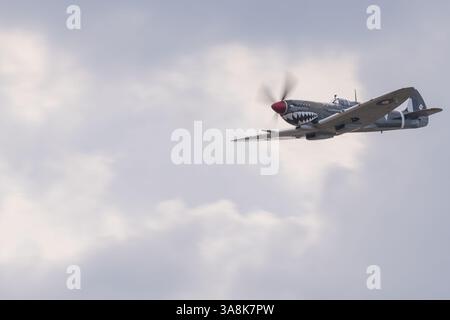 Avalon, Australie. 28 mars 2025. Spitfire VIII vu dans le ciel d'Avalon lors du Avalon Airshow 2025. Avalon Australian International Airshow public Day 1 Aerial Display Credit : SOPA images Limited/Alamy Live News Banque D'Images