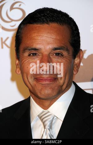 23 août 2008 - Los Angeles, CA, États-Unis - 23 août 2008 - Los Angeles, Californie - Antonio Villaraigosa, maire de Los Angeles. Nakheel présente Trump International Hotel & Tower Dubai au Tar Estate de Bel Air. Crédit photo : Byron Purvis/AdMedia Banque D'Images