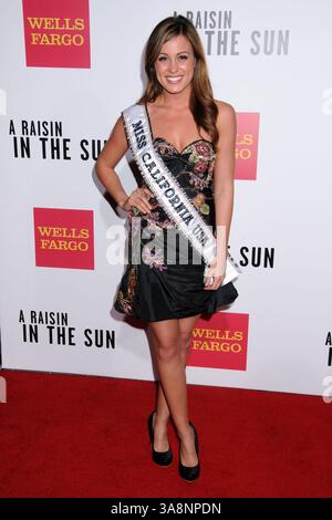 11 février 2008 - Los Angeles, Californie, États-Unis - 11 février 2008 - Los Angeles, Californie - Raquel Beezly, Miss Californie États-Unis 2008. « A raisin in the Sun » projection sur la côte ouest au Magic Johnson AMC Theatre. Crédit photo : Byron Purvis/AdMedia Banque D'Images