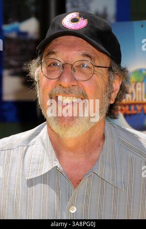 17 mai 2008 - Universal City, CA, États-Unis - 17 mai 2008 - Universal City, Californie - James L. Brooks. ''The Simpsons Ride'' ouverture à Universal Studios Hollywood. Crédit photo : Byron Purvis/AdMedia Banque D'Images