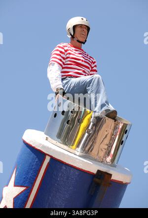 17 mai 2008 - Universal City, CA, États-Unis - 17 mai 2008 - Universal City, Californie - atmosphère. ''The Simpsons Ride'' ouverture à Universal Studios Hollywood. Crédit photo : Byron Purvis/AdMedia Banque D'Images