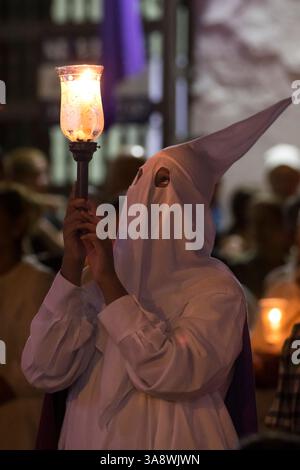 Vendredi Saint. Procession de la Vierge de solitude : représente la tristesse de Marie après la mort de Jésus. Semaine Sainte à Santa Fe de Antioquia. La célébratio Banque D'Images