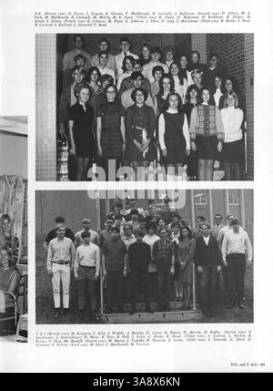 Cette édition 1970 de l'annuaire '70 talons' de la Cooper High School documente l'année scolaire à travers des portraits d'élèves, des événements académiques et des moments forts sportifs. Banque D'Images