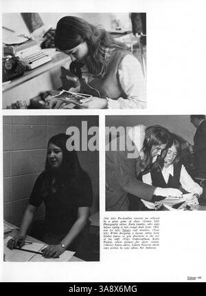 L'annuaire '70 talons' de Cooper High School retrace les moments clés de l'année scolaire 1969-1970 avec des étudiants, des enseignants, des événements sportifs et des clubs. Banque D'Images