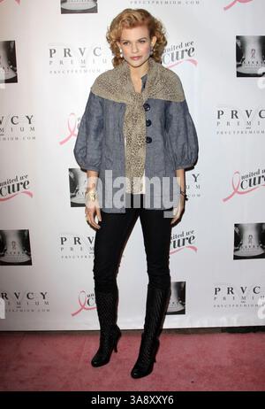 8 décembre 2009 - Hollywood, Californie, États-Unis - 08 décembre 2009 - Hollywood, Californie - Angel McCord. PRVCY Premium Denim Book and CD Launch Party à Beso. Crédit photo : Kevan Brooks/AdMedia Banque D'Images