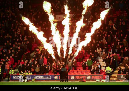 Bramall Lane, Sheffield, Angleterre - 28 mars 2025 Light Show - avant le match Sheffield United v Coventry City, EFL Championship, 2024/25, Bramall Lane, Sheffield, Angleterre - 28 mars 2025 crédit : Arthur Haigh/WhiteRosePhotos/Alamy Live News Banque D'Images