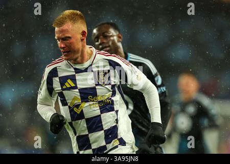 29 mars 2025 : le défenseur du Real Salt Lake Justen Glad (15 ans) lors d'un match de soccer MLS entre le Real Salt Lake et le Minnesota Unis à Allianz Field à l'occasion de Paul. Steven Garcia-CSM. (Crédit image : © Steven Garcia/Cal Sport Media) Banque D'Images