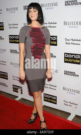 10 février 2009 - Beverly Hills, Californie, États-Unis - 09 février 2009 - Beverly Hills, Californie - Katy Perry. Bondi Blonde's style Mansion animée par Katy Perry, présentée par Claus Hjelmbak, le fondateur de Scandinavian style Mansion, tenue au style Mansion International. Crédit photo : T. Conrad/AdMedia Banque D'Images