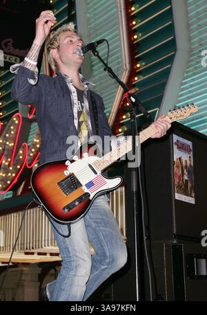 4 avril 2009 - Las Vegas, Nevada, États-Unis - 4 avril 2009 - Las Vegas, Nevada - Gloriana. Gloriana se produit pendant le week-end ACM au Fremont Street Experience au centre-ville de Las Vegas. Crédit photo : MJT/AdMedia Banque D'Images