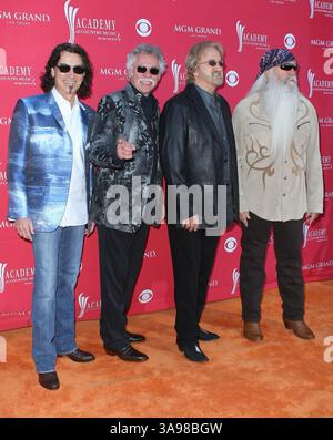 5 avril 2009 - Las Vegas, NV, États-Unis - 5 avril 2009 - Las Vegas, Nevada - Duane Allen, Joe Bonsall, William Lee Golden et Richard Sterban des Oak Ridge Boys. 44e cérémonie annuelle des Academy of Country Music Awards au MGM Grand Garden Arena. Crédit photo : MJT/AdMedia (crédit image : © MJT/AdMedia via ZUMA Wire) Banque D'Images