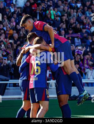 Barcelone, Espagne. 30 mars 2025. Les joueurs de Barcelone célèbrent un but lors du match LaLiga EA Sports entre le FC Barcelone et le Girona FC aux Estadi Olimpic Lluis Companys. Crédit : Christian Bertrand/Alamy Live News Banque D'Images