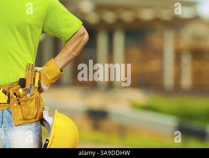 Outils dans la ceinture de travailleur gros plan Banque D'Images