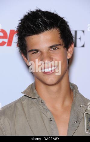 18 septembre 2008 - Los Angeles, CA, États-Unis - 18 septembre 2008 - Los Angeles, Californie - Taylor Lautner. Teen Vogue's Young Hollywood issue Party 2008 au Los Angeles County Museum of Art. Crédit photo : Jaguar/AdMedia Banque D'Images