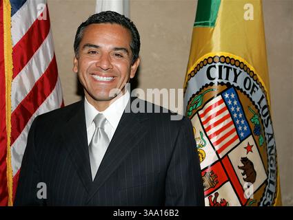 12 septembre 2005 ; Los Angeles, CA, États-Unis ; LE MAIRE ANTONIO VILLARAIGOSA a été nommé Grand Maréchal du défilé de Noël Hollywood de cette année à Hollywood Roosevelt Hotel, Hollywood, Californie. Crédit obligatoire : photo de David Livingston/ZUMA Press. (©) Copyright 2005 par David Livingston Banque D'Images
