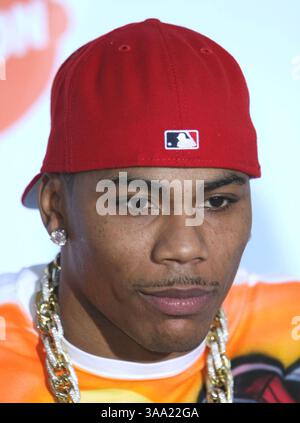 01 avril 2006 ; Los Angeles, CA, États-Unis ; NELLY arrive à la 19e cérémonie annuelle des Kids Choice Awards qui se tient au UCLA Pauley Pavilion à Los Angeles. Crédit obligatoire : photo de Glenn Weiner/ZUMA Press. (©) Copyright 2006 par Glenn Weiner Banque D'Images