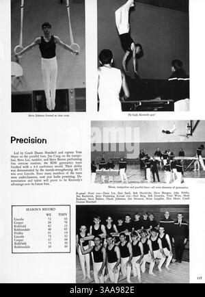 Cet annuaire 1966 de Kennedy High School présente les profils des étudiants et des enseignants, les événements sportifs, les clubs et les moments importants de l'année académique 1965-1966. Banque D'Images