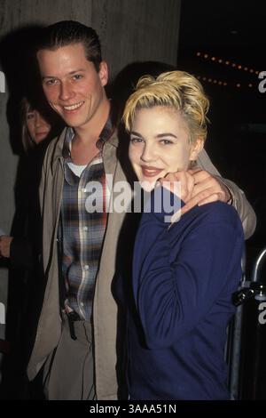 01 janv. 1995 ; Los Angeles, CA, États-Unis ; (fichier photo. Date inconnue) l'actrice A DESSINÉ BARRYMORE et son petit ami. Banque D'Images