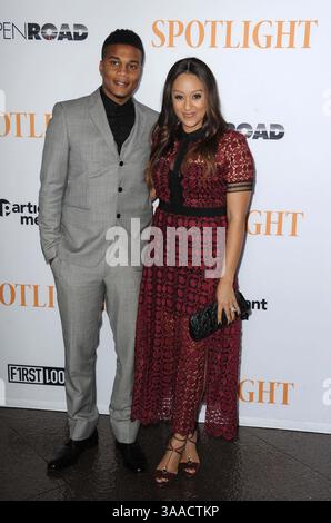3 novembre 2015 - Hollywood, Californie, États-Unis - Cory Hardrict, Tia Mowry assistent à la première de Los Angeles de ''SPOTLIGHT'' qui s'est tenue à la Directors Guild of America à Los Angeles, Californie, le 3 octobre 2015. 2015 (crédit image : © Dave Longendyke/Globe photos via ZUMA Wire) Banque D'Images